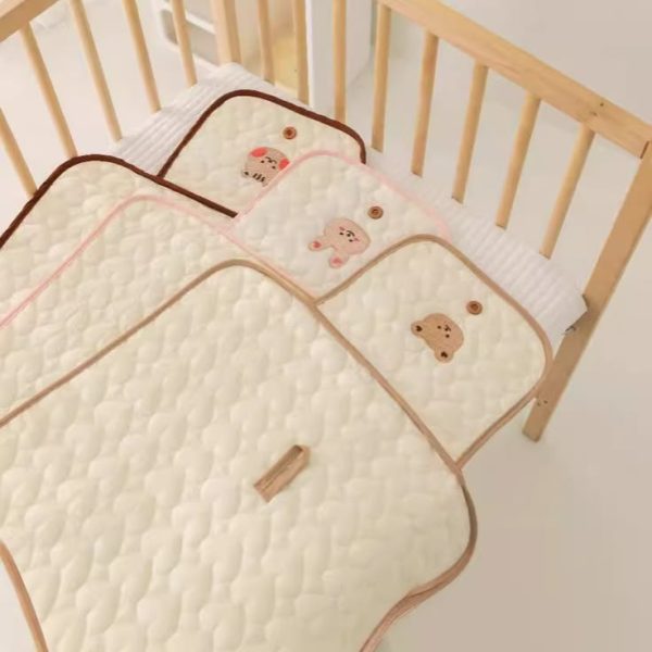 PORTABLE CHANGING MAT