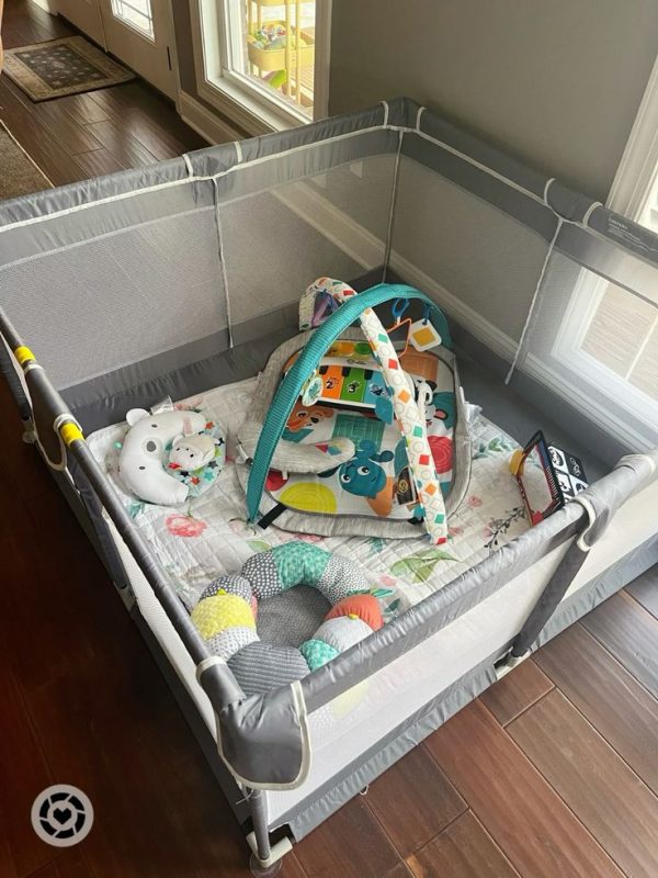 Kidilo Playpen with changing mat