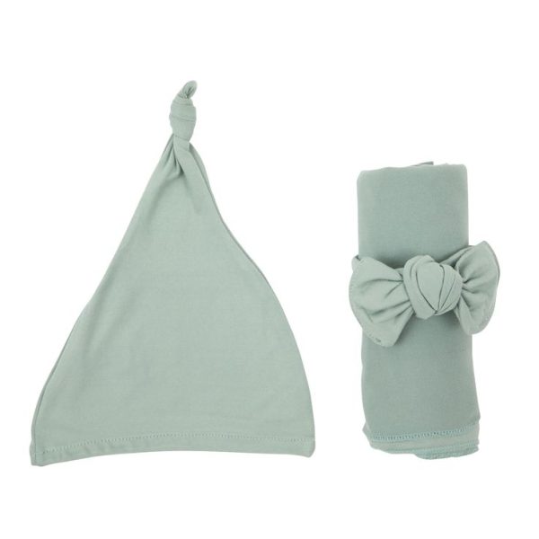 Swaddle plain with bow and hat